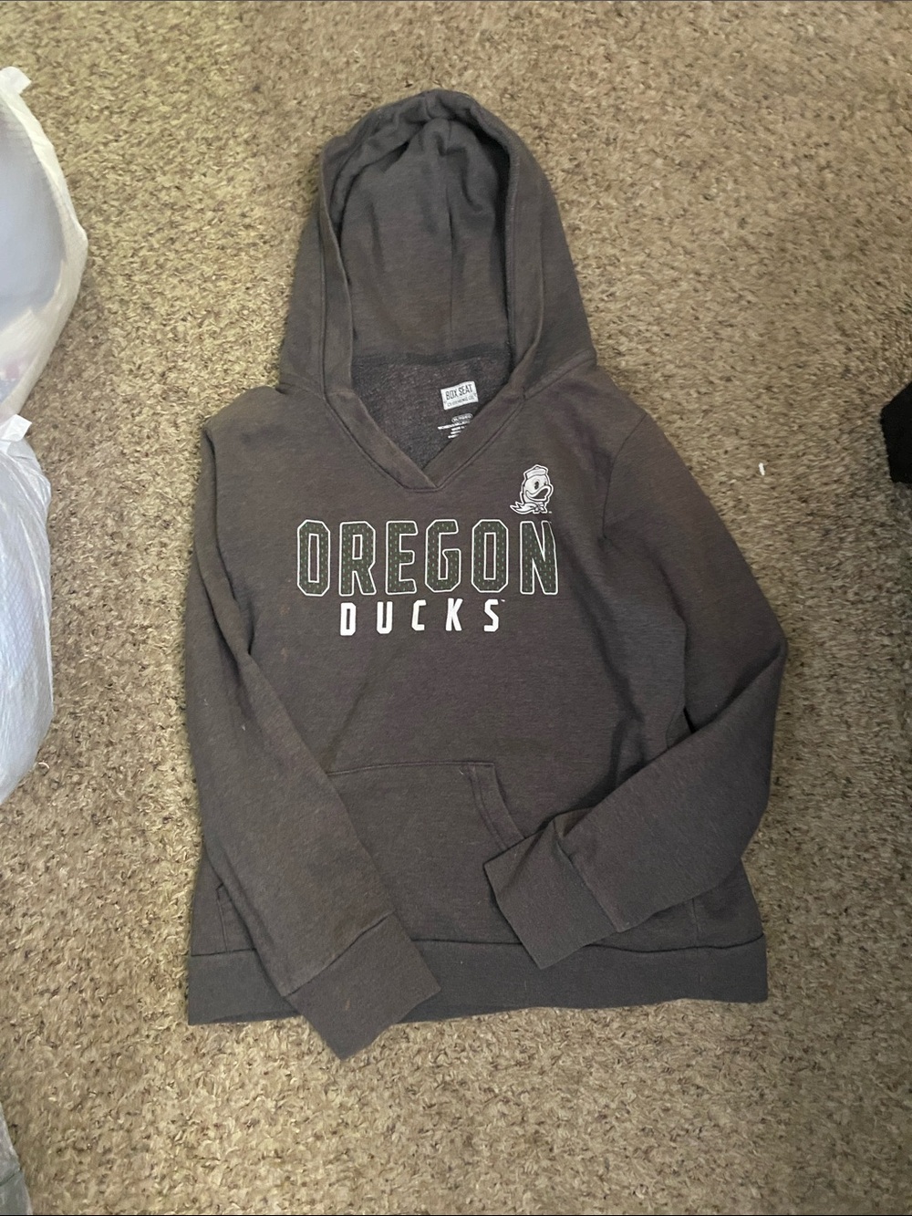 Oregon Ducks Gray Crewneck Sweatshirt - Collegiate Pullover